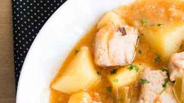 plato de marmitako de bonito