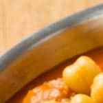 cazuela de callos con garbanzos
