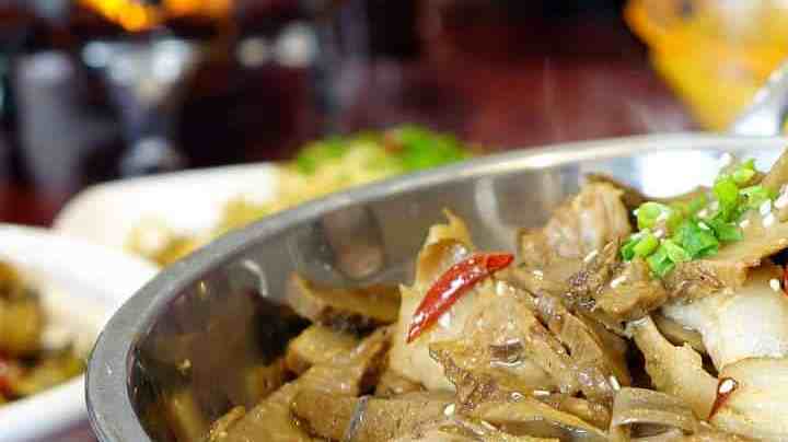 familia-feliz-comida-china