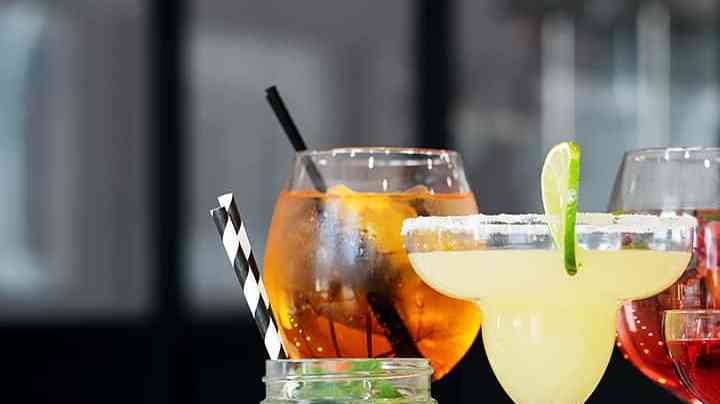 Freepik: Foto de Menú creado por Racool_studio