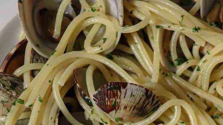 espaguetis con almejas