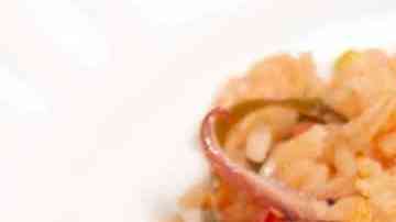 arroz con calamares y almejas