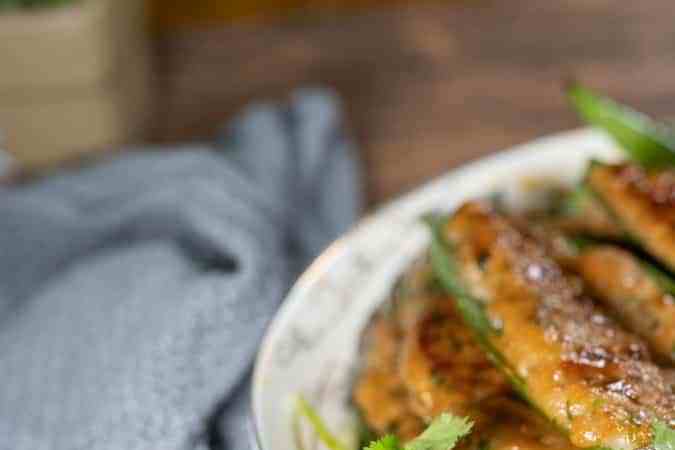 jalapeños rellenos de atún