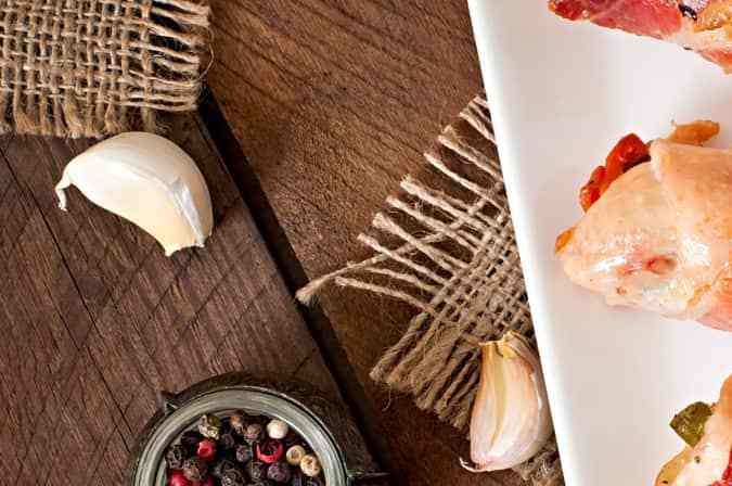 Pollo relleno de guacamole