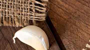 Pollo relleno de guacamole