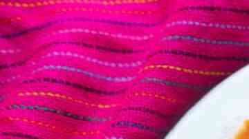 plato con huevos al albañil