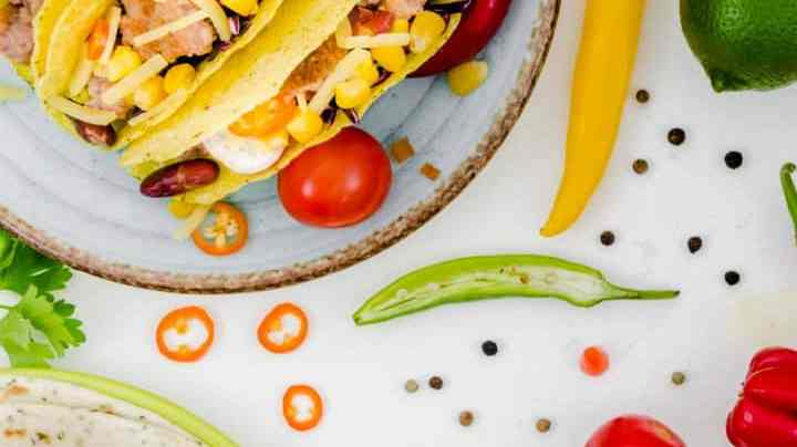 Nachos con pollo BBQ