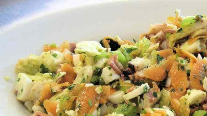 plato con salpicón de marisco