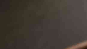 recipiente con salsa de espinacas