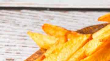 sandwich de milanesa con papas fritas