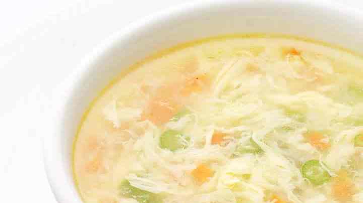 Sopa de huevo deliciosa