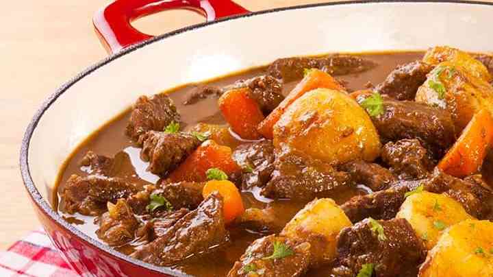 seco de cordero peruano