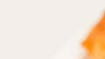 plato con papas rellenas colombianas