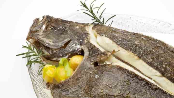 rodaballo al horno listo para comer