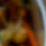 un bol con ensalada de surimi casera