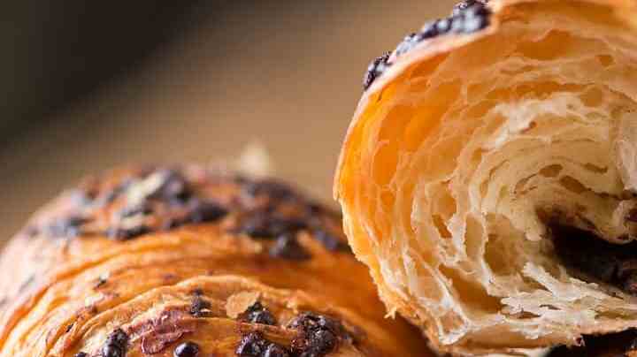 Croissants rellenos de chocolate