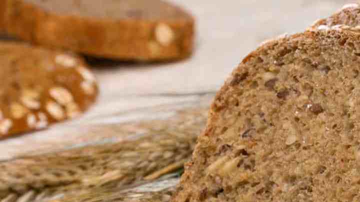 Nutritivo y energético pan integral para incluir en tus desayunos