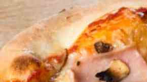 Pizza prosciutto e funghi