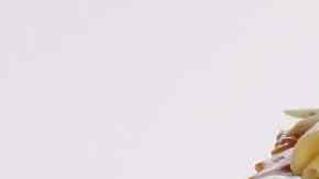 Bizcocho de vainilla relleno con dulce de leche