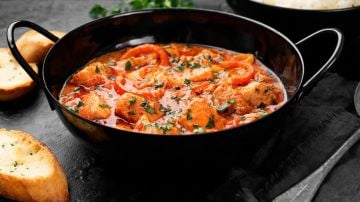 cazuela de pescado con tomate