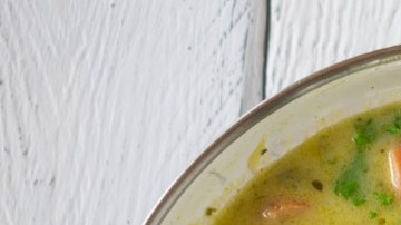 Sopa de papas con salchichas