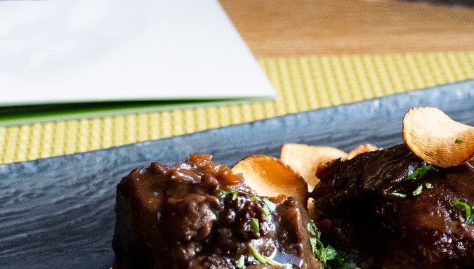 Osobuco al horno con vino tinto