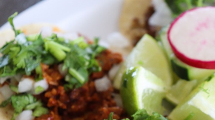 Tacos al pastor veganos