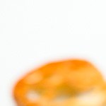 plato con mini tostas de gambas