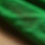 Caldo de pollo con aguacate y limón