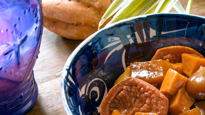 Photo © 2019 The Grosby Group

Dulce de frutas de temporada