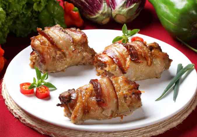 Pechugas envueltas con bacon