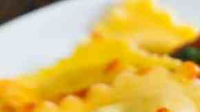 Ravioles rellenos de pollo