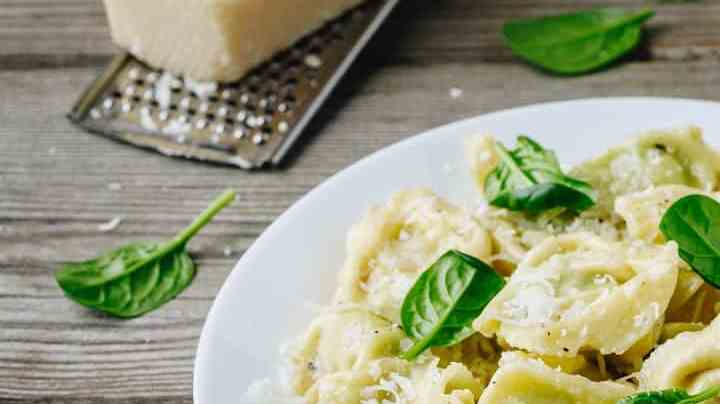 Raviolis de queso y espinacas