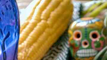 tamales en salsa verde