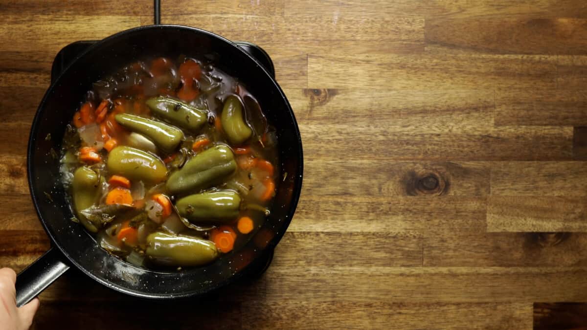 Cómo hacer chiles en vinagre, fácil y rápido - Comedera - Recetas, tips