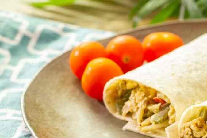 burritos de huevos con nopal