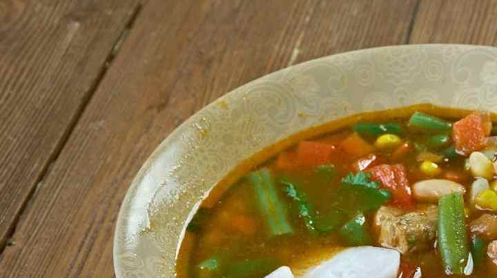 Locro de habas ecuatoriano