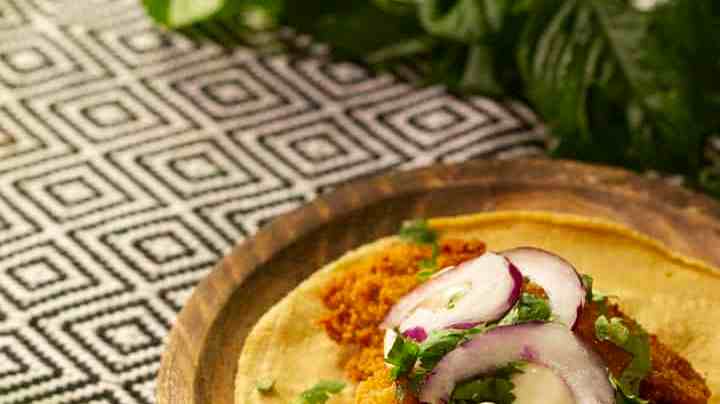 Tacos de champiñones empanizados