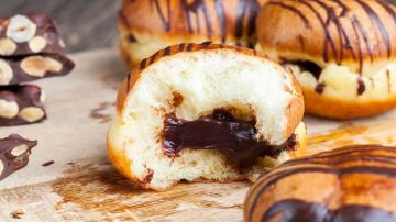 donuts rellenos de chocolate