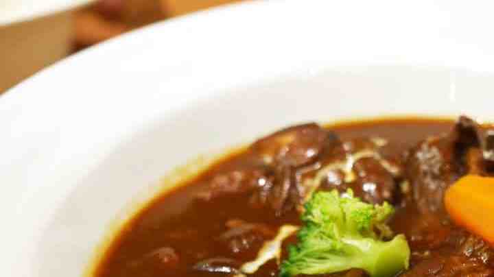 lengua al vino