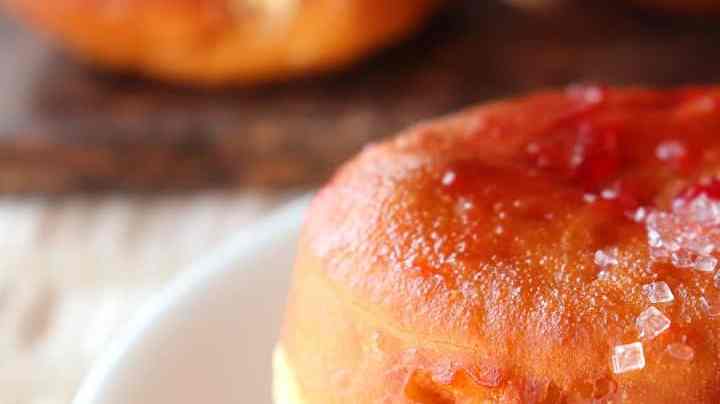 donuts rellenos de fresa