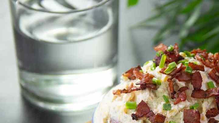 Dip de queso crema, cheddar y tocino