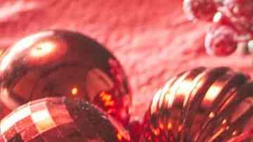 Photo © 2019 The Grosby Group

Ensalada Navideña de manzana y piña