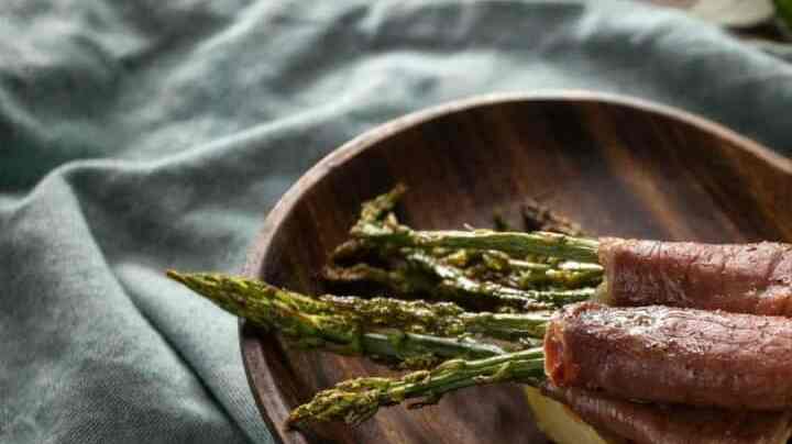 Trigueros con jamón y lingote de patata