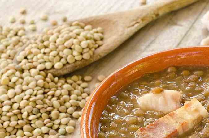 deliciosas lentejas con tocino