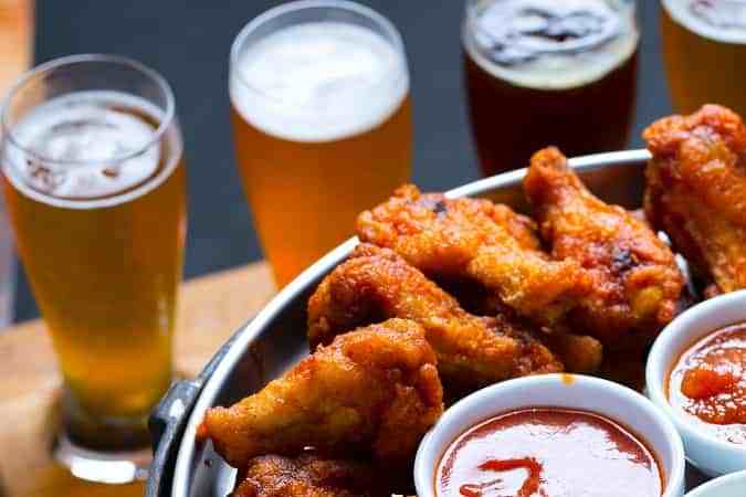 ¿Cuántas alitas de pollo se consumirán en el Super Bowl 2023?