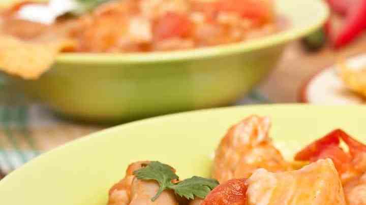 Frijoles blancos con pollo