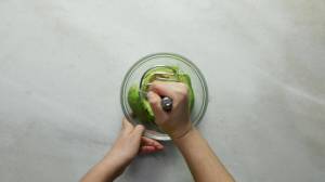 Guacamole con cubos de mozzarella