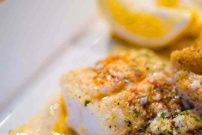 Pescado al mojo de ajo