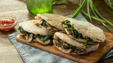 gorditas rellenas de champiñones y espinacas